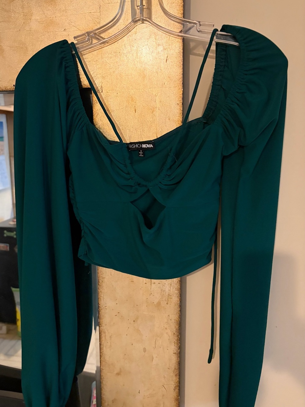 Fashion Nova Ruched Crop Top in Green Size Medium Like New